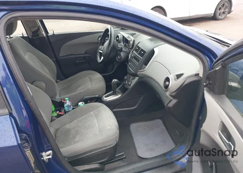 2014 Chevrolet Sonic Ls Auto z USA, uszkodzony, nr VIN 1G1JA5SH0E4142360